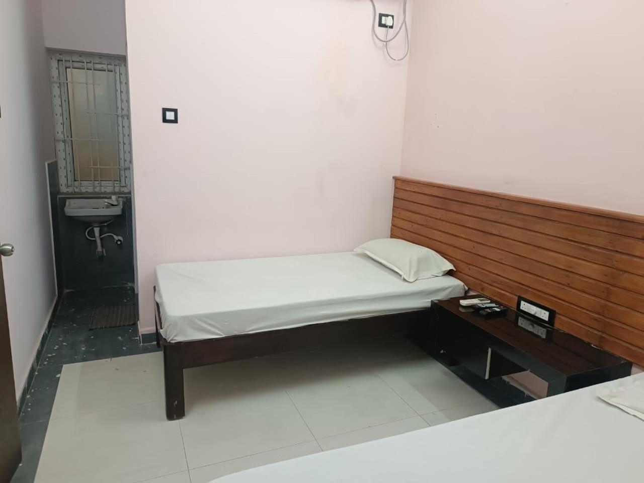 Sgs Residency Villa Tirupati Eksteriør billede